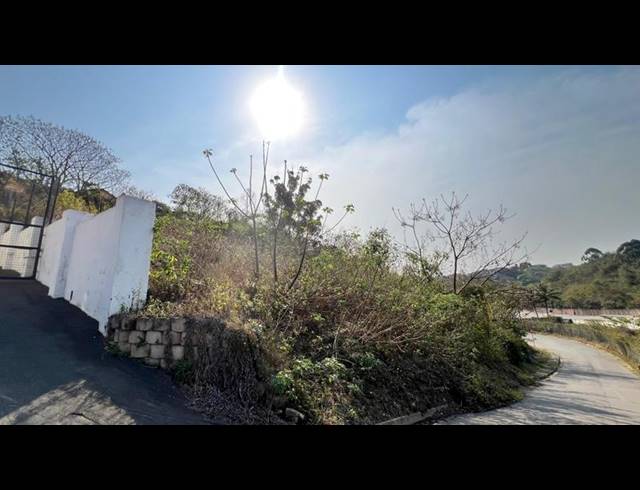 LAND FOR SALE IN KENVILLE